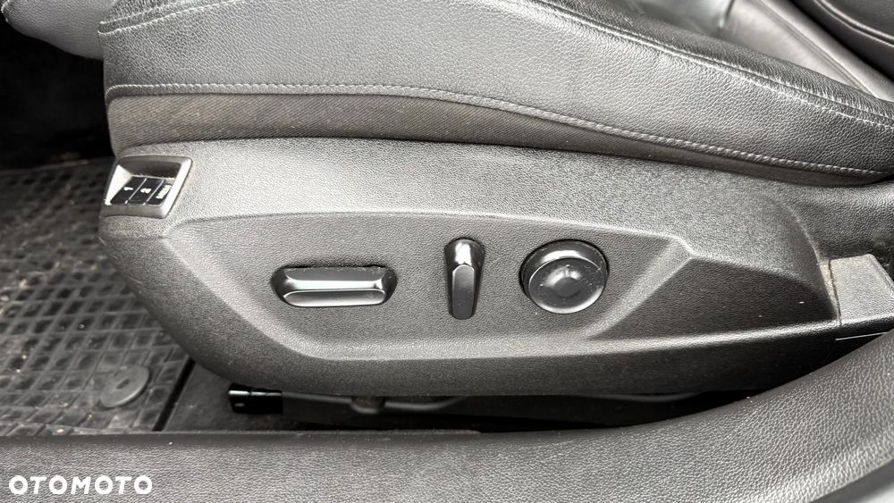 Opel Insignia 2.0 CDTI - 12