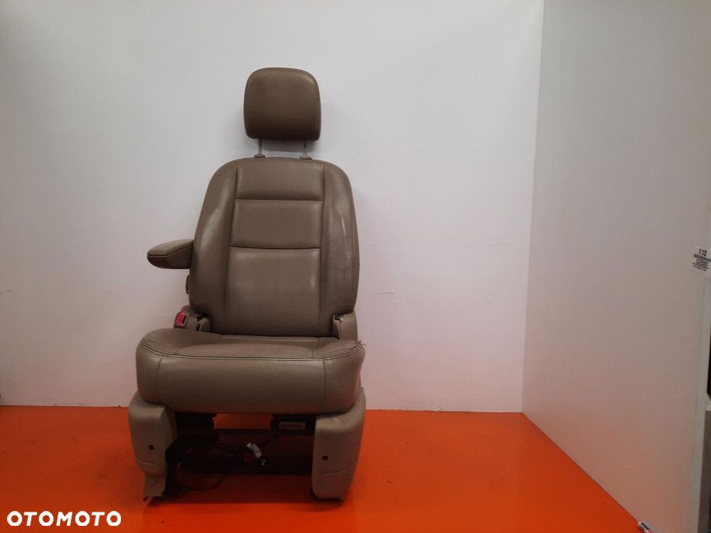 FORD FREESTAR 4.2 KAT 1 I 03-07 FOTEL KIEROWCY - 1
