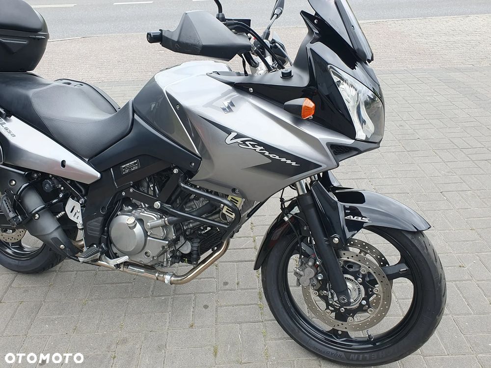 Suzuki V-STROM - 3