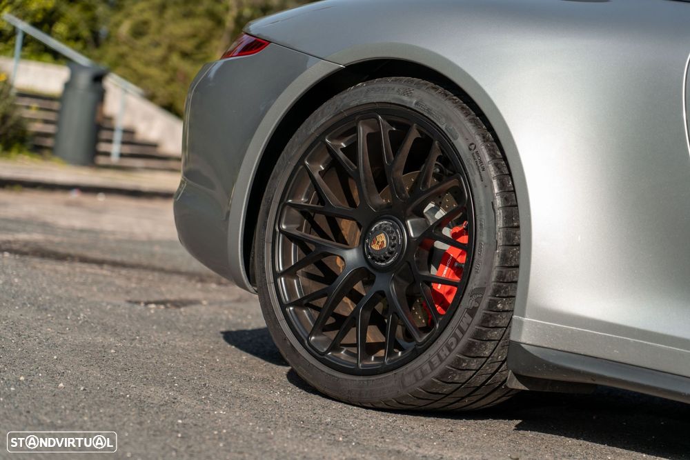Porsche 911 (991) Carrera 4 GTS PDK - 4
