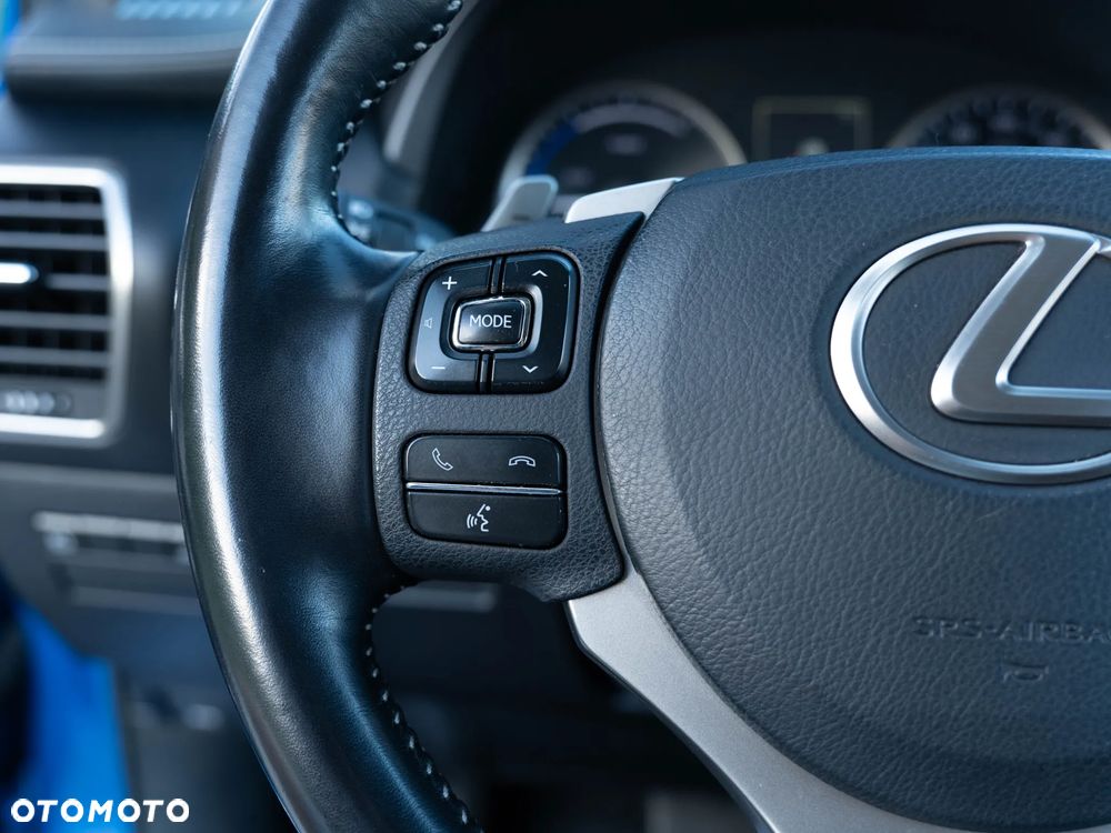 Lexus NX 300h Comfort AWD - 24