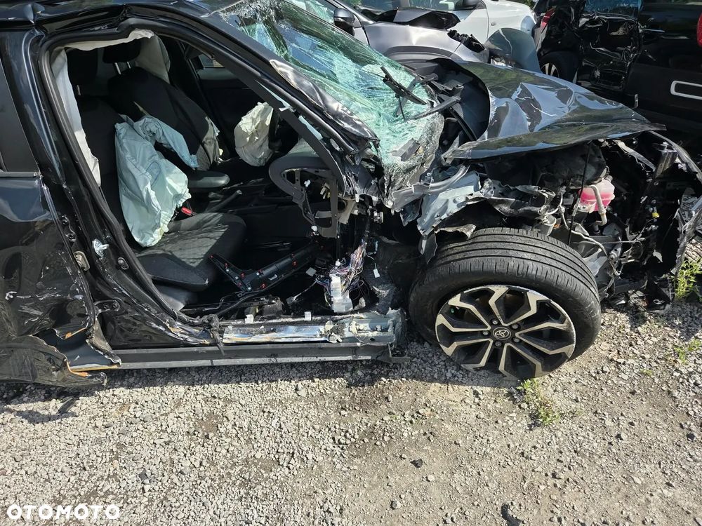 Toyota Yaris Cross Hybrid 1.5 Active - 11