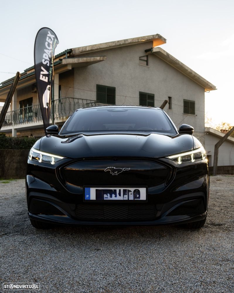 Ford Mustang Mach-E AWD PREMIUM - 2