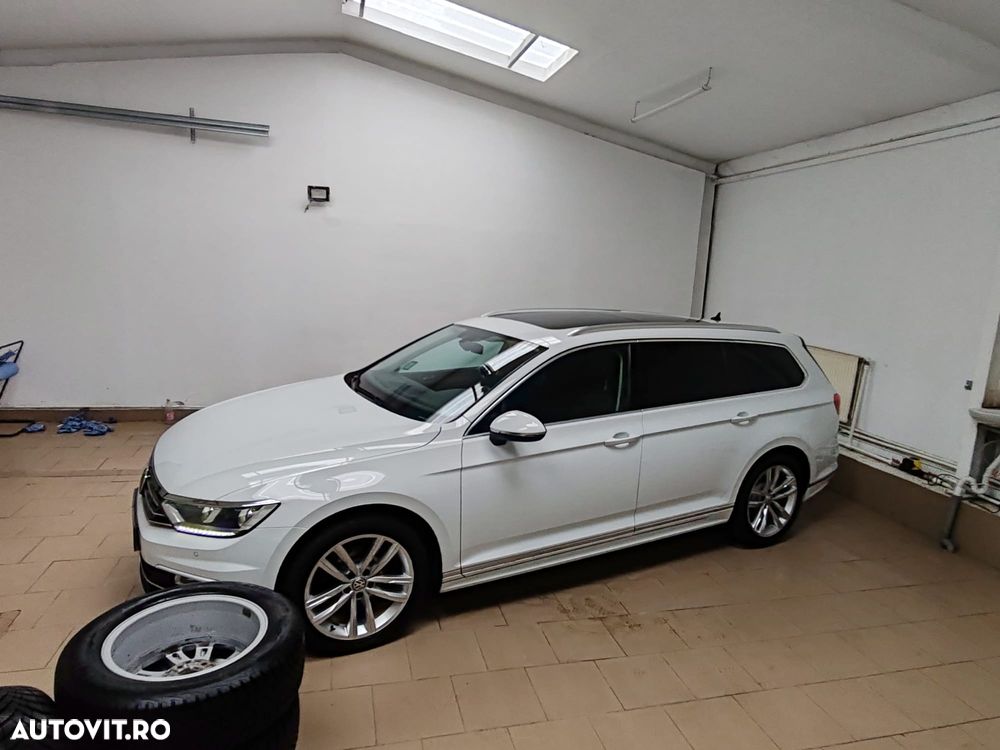Volkswagen Passat 2.0 TDI (BlueMotion Technology) Highline - 17