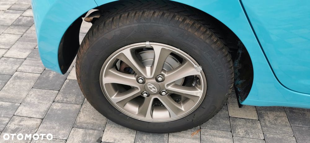 Hyundai i10 1.2 Fifa World Cup Edition - 4