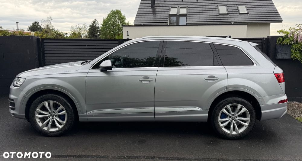 Audi Q7 - 7