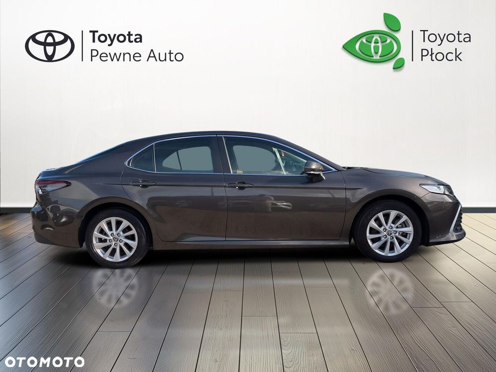 Toyota Camry 2.5 Hybrid Comfort CVT - 8