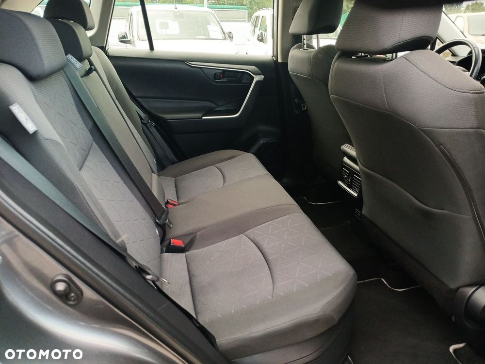 Toyota RAV4 - 22