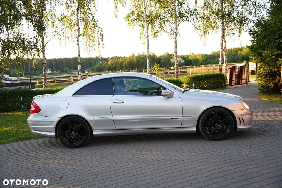 Mercedes-Benz CLK - 2