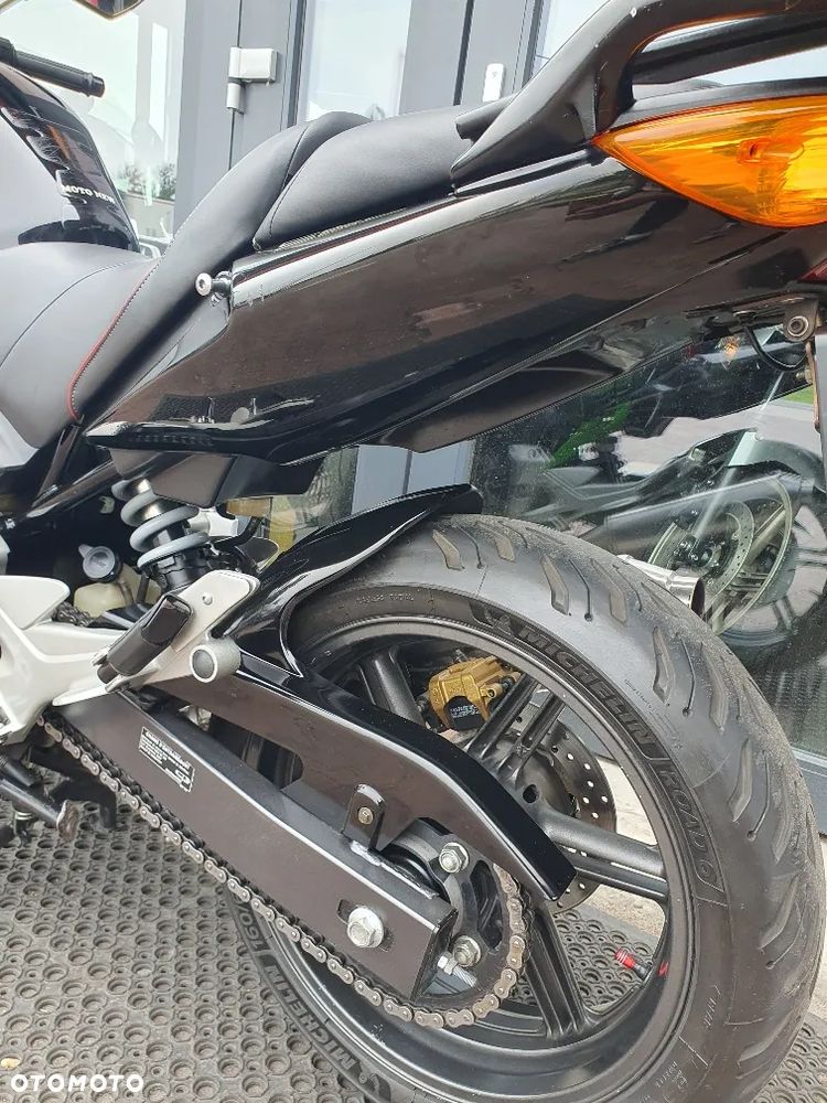 Honda CBF - 10