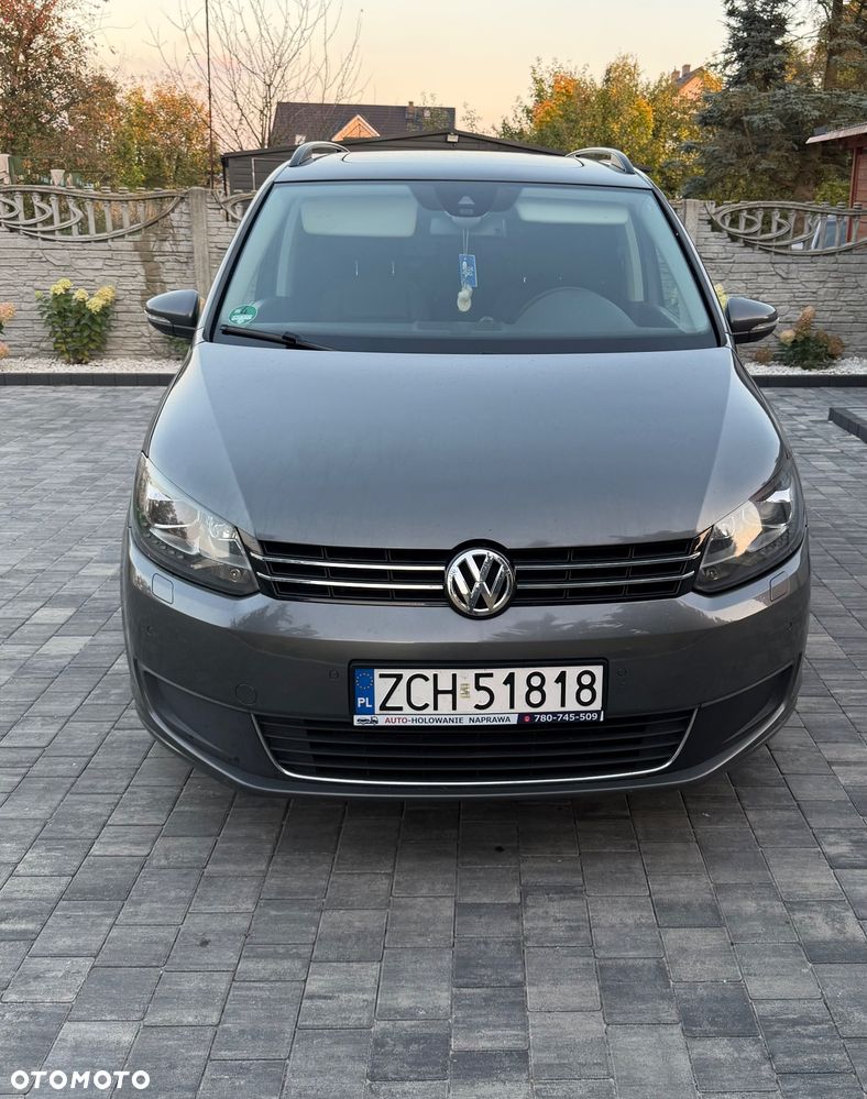 Volkswagen Touran - 5