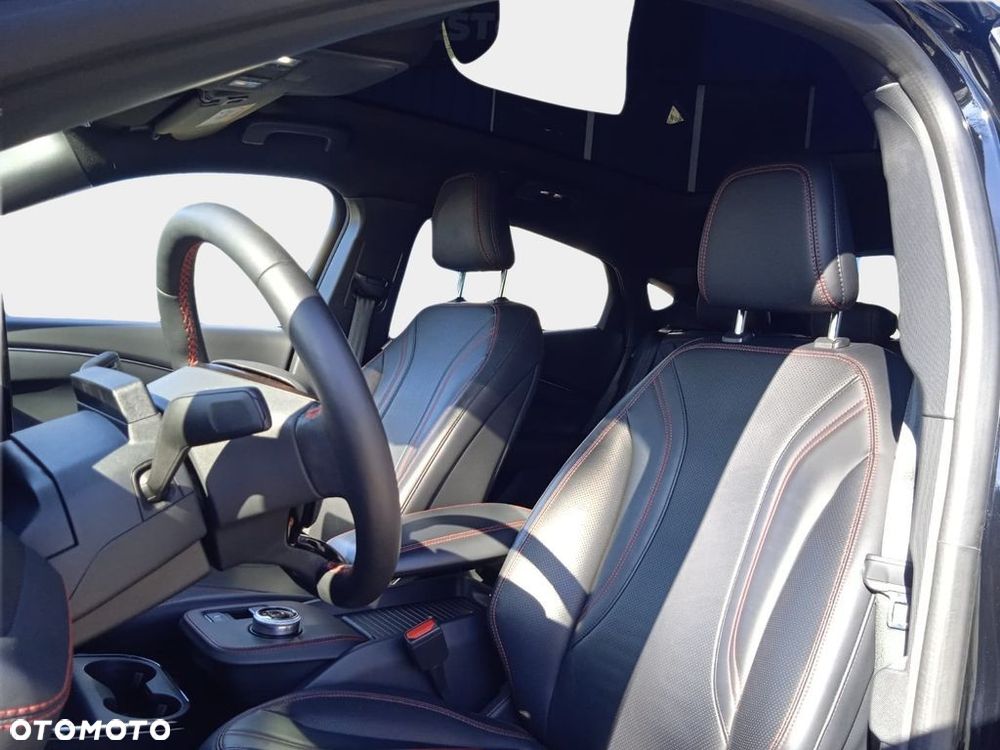 Ford Mustang Mach-E 98kWh AWD - 33