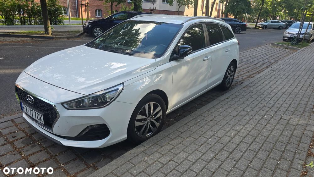 Hyundai i30 1.4 T-GDI GO Plus - 4