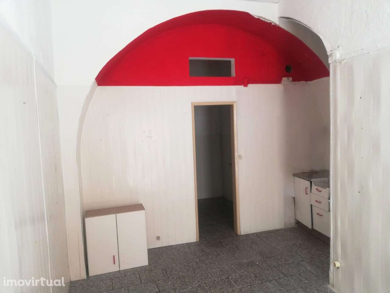 Espaço comercial de 31m² no centro de Elvas com fácil acesso - Grande imagem: 4/12