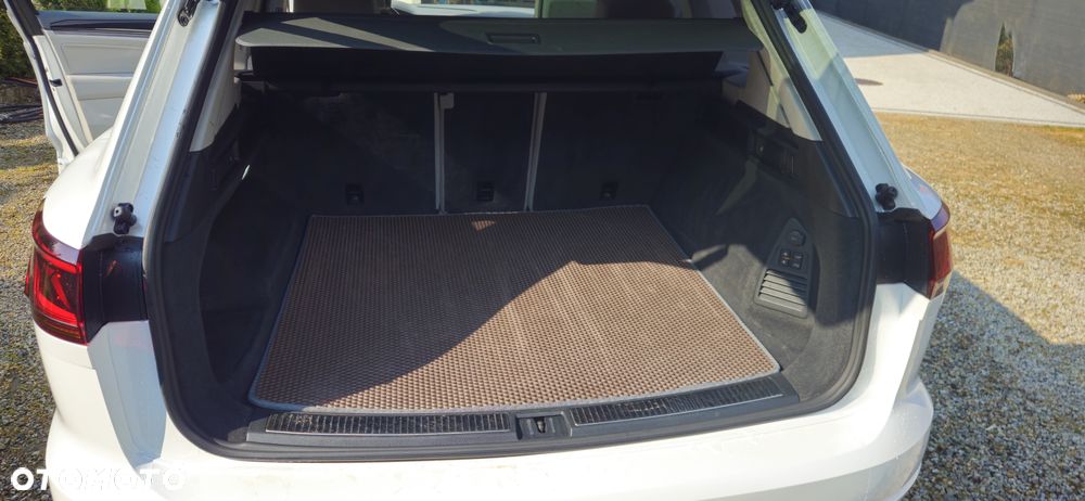 Volkswagen Touareg 4.0 V8 TDI SCR 4Mot R-Line - 26