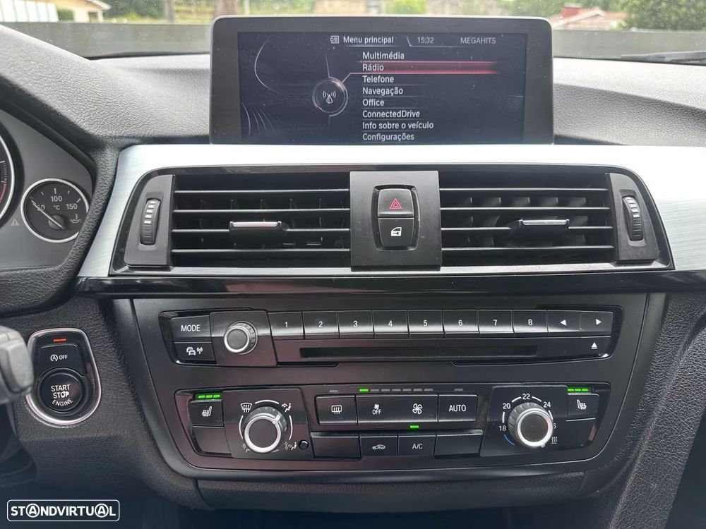 BMW 320 d Auto Line Sport - 41