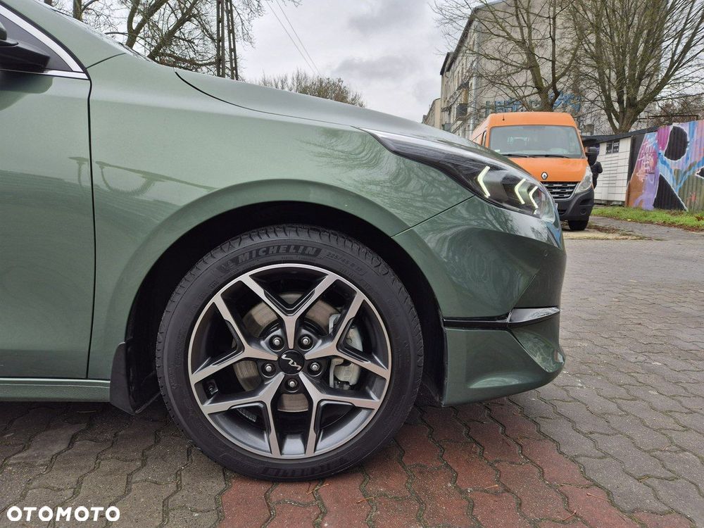 Kia Ceed 1.5 T-GDI Tribute DCT - 28