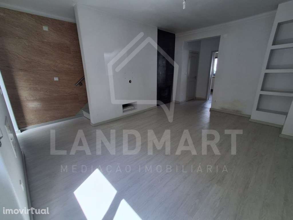 Moradia T3, Centro da Benedita - Grande imagem: 2/18