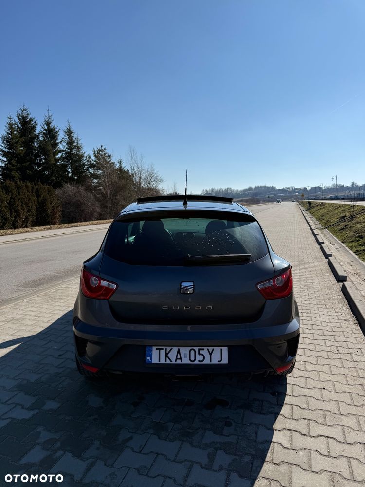 Seat Ibiza SC 1.4 TSI Cupra DSG - 2