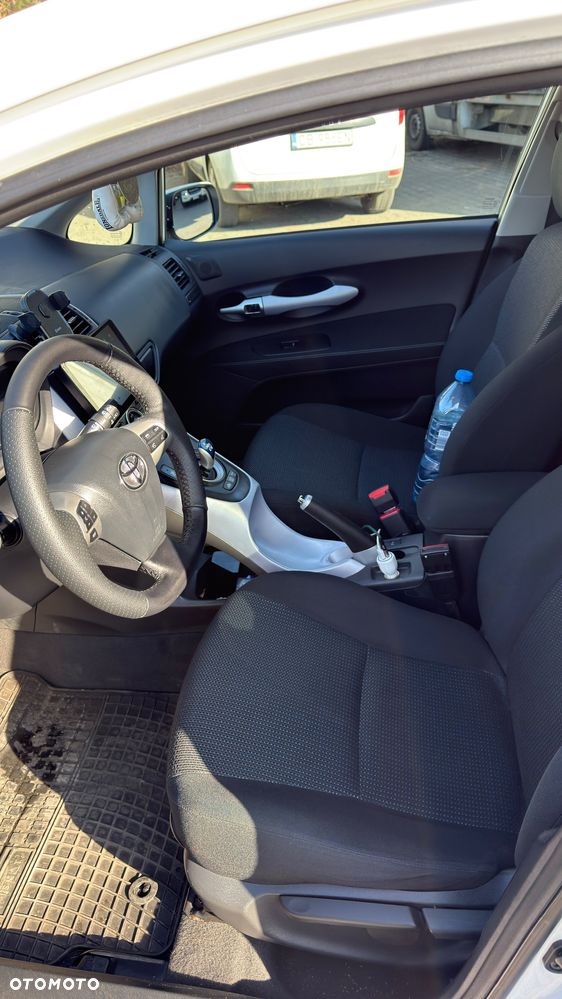 Toyota Auris 1.8 HSD Prestige NAVI - 21