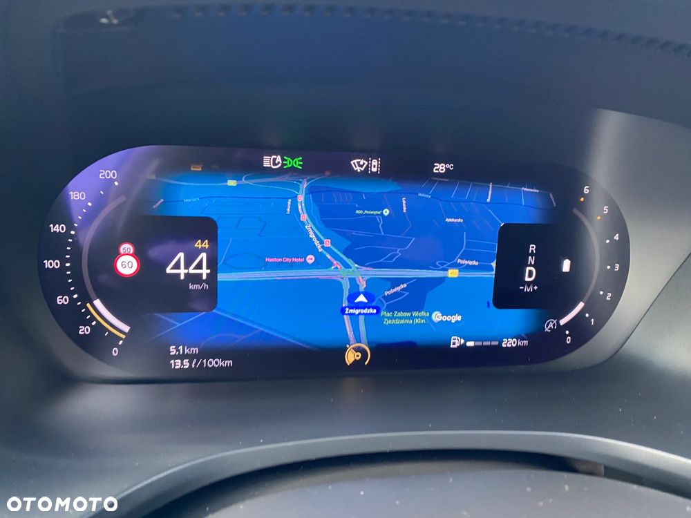 Volvo V60 B4 D Momentum Core - 19