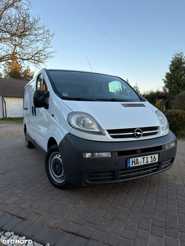 Opel Vivaro - 1