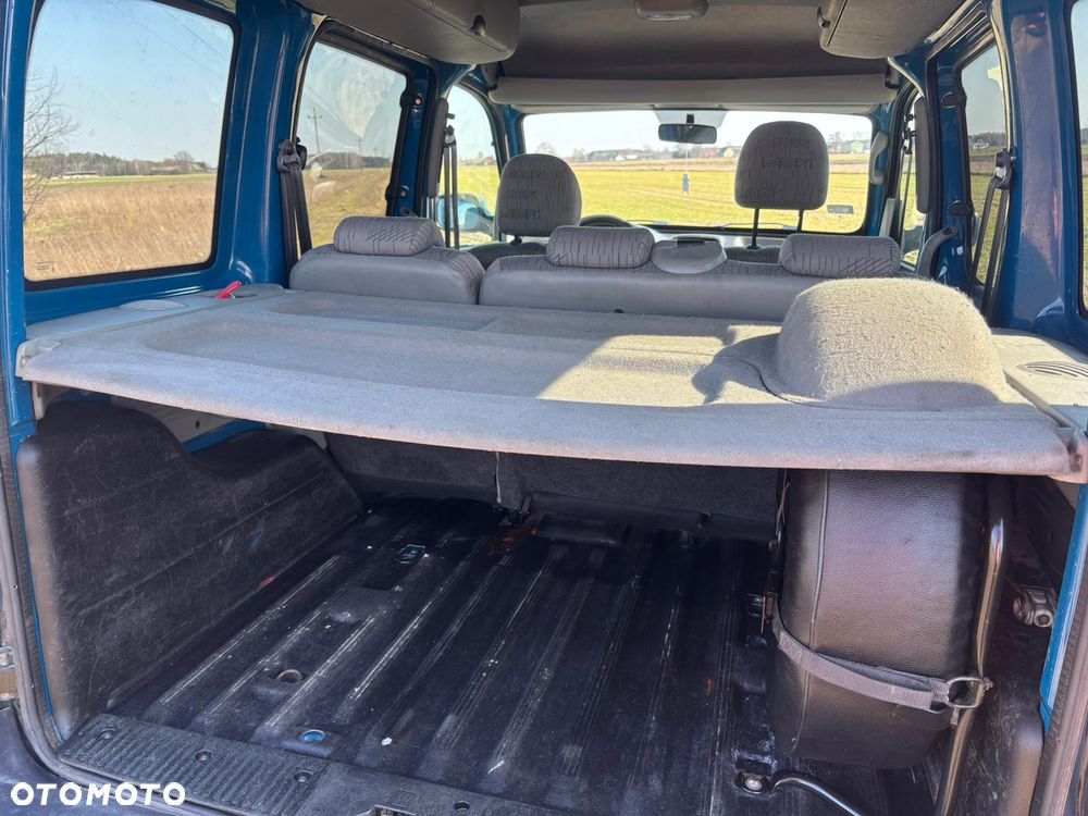 Renault Kangoo 1.6 16V Authentique 4x4 - 17
