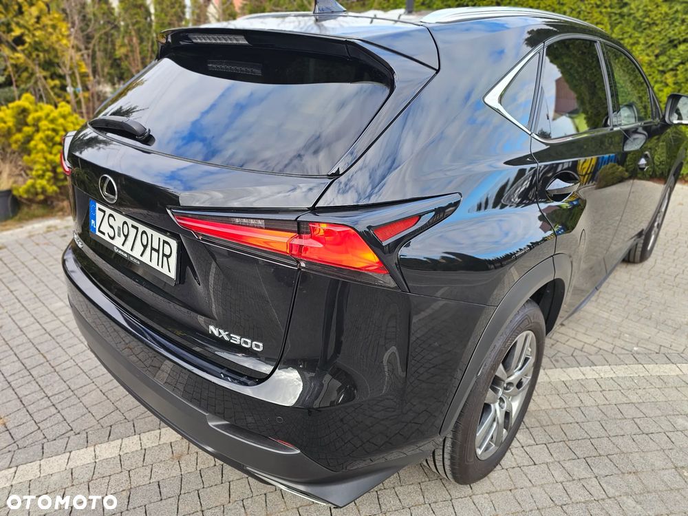 Lexus NX 300 Comfort AWD - 10