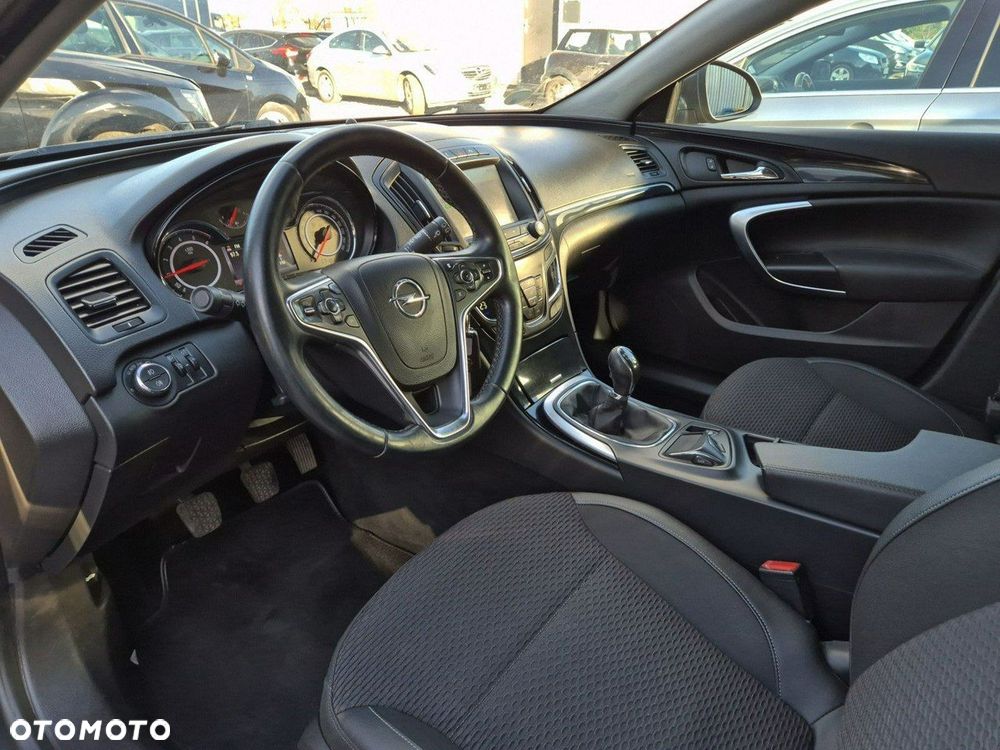 Opel Insignia - 13