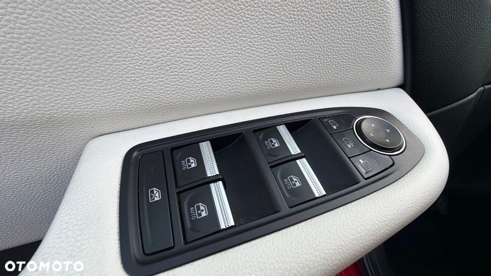 Renault Clio TCe 100 EDITION ONE - 24