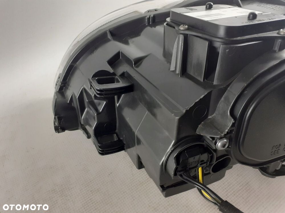 Lampa prawa Volvo S60 V60 bi-xenon skr. 2013-18 r. - 6