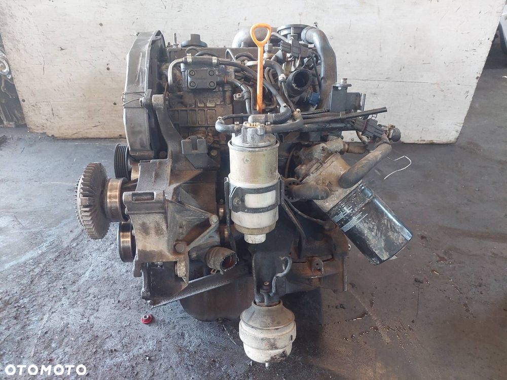 SILNIK DIESEL + POMPA WTRYSKI TURBO PASSAT B5 1.9 TDI AFN 028130115A - 1