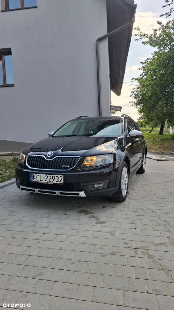 Skoda Octavia 1.6 TDI (Green tec) 4x4 Scout - 8