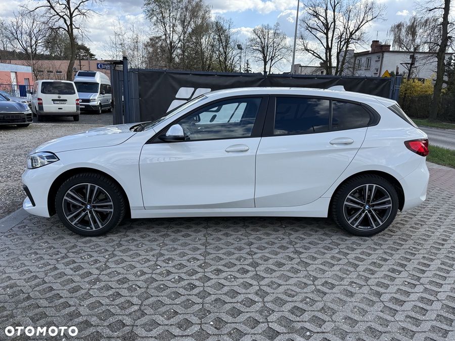 BMW Seria 1 120d xDrive Sport - 11