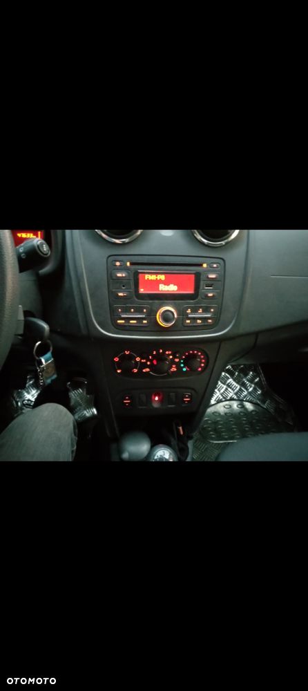 Dacia Sandero 1.2 16V Access - 12