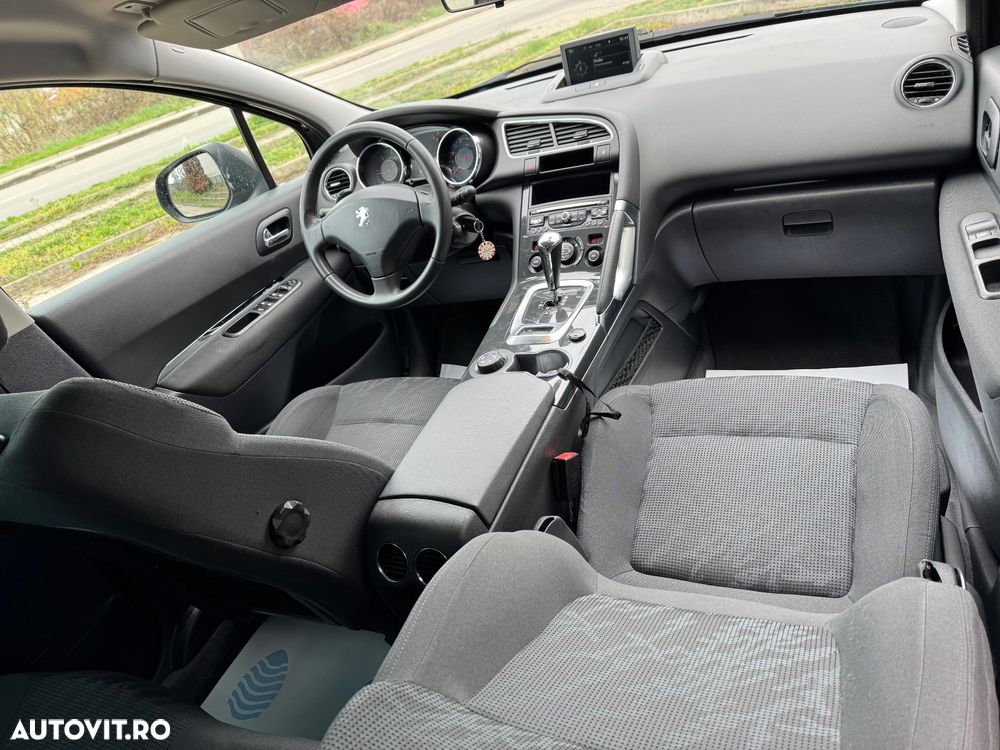 Peugeot 3008 1.6 HDI FAP BVMP6 Confort Pack - 8