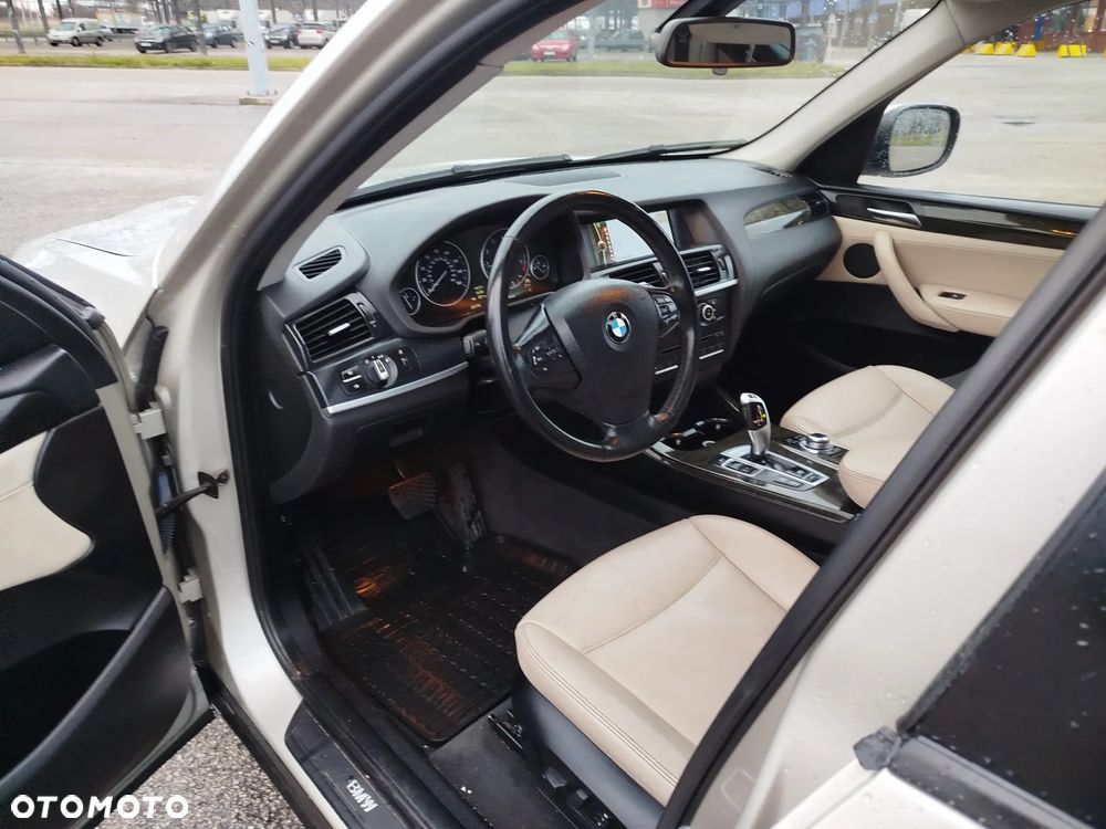 BMW X3 xDrive28i - 7