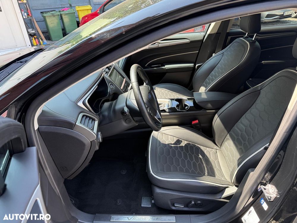 Ford Mondeo Vignale 2.0 Hybrid - 9