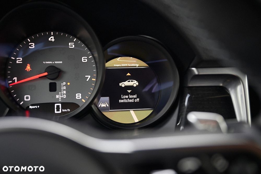 Porsche Macan S - 32