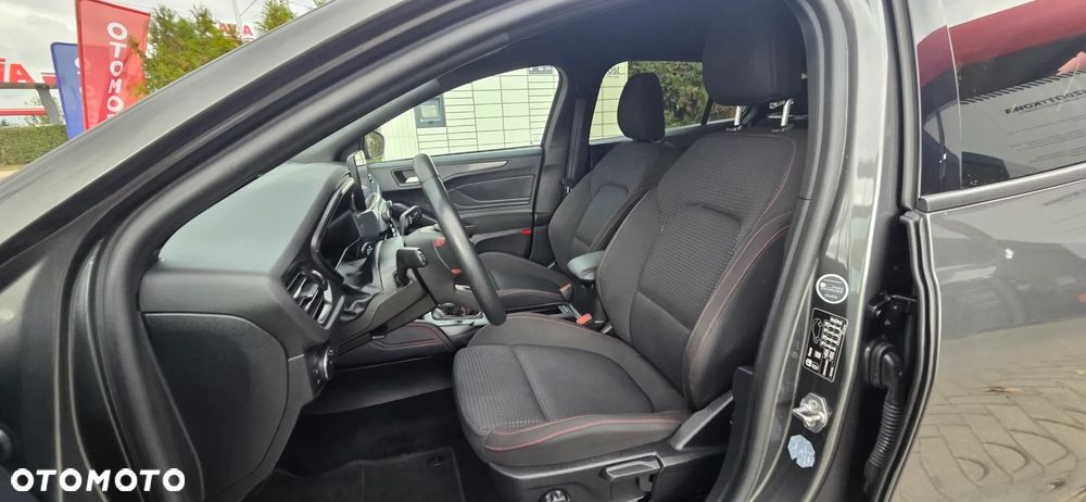 Ford Focus 1.0 EcoBoost Start-Stopp-System ST-LINE DESIGN - 31