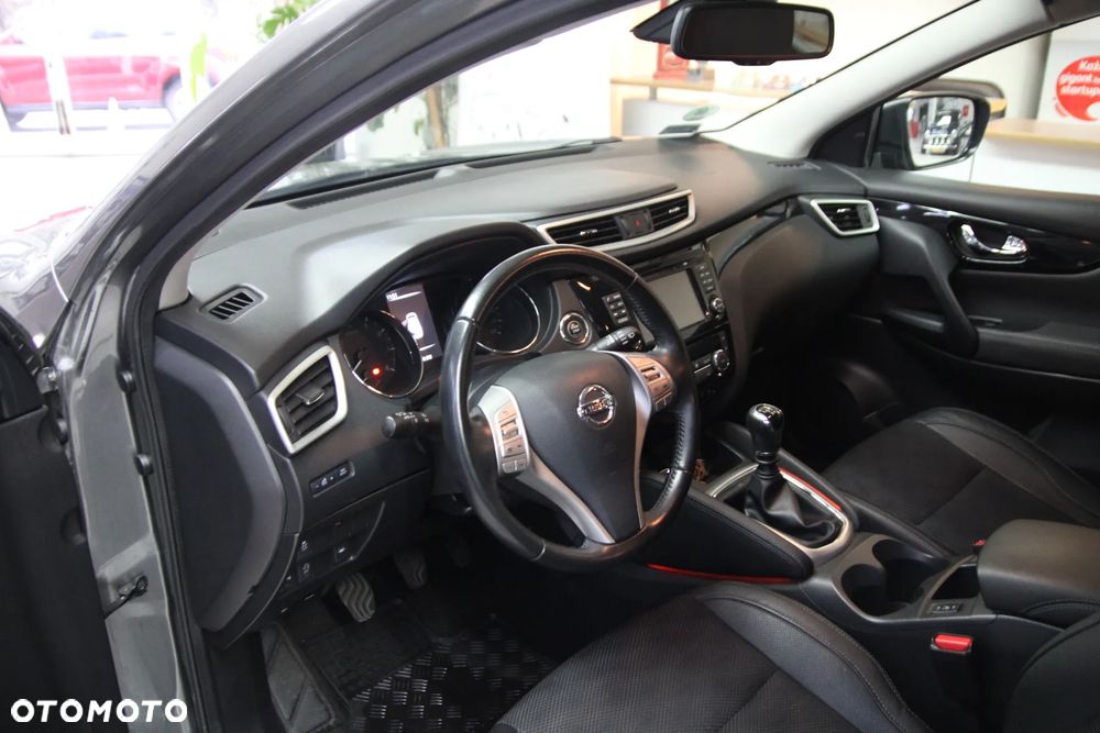 Nissan Qashqai 1.2 DIG-T Tekna - 12