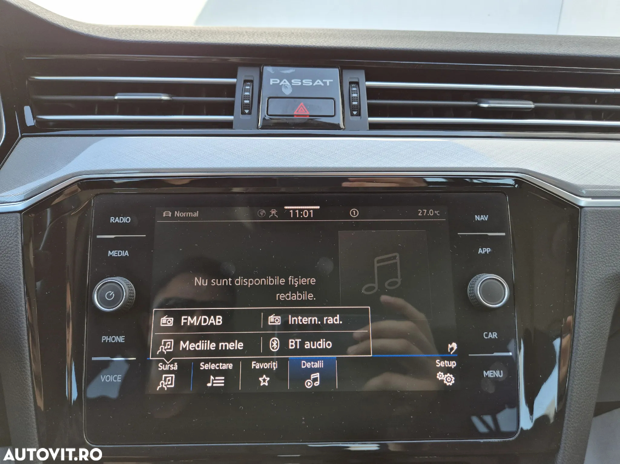 Volkswagen Passat Variant 2.0 TDI DSG Comfortline - 23