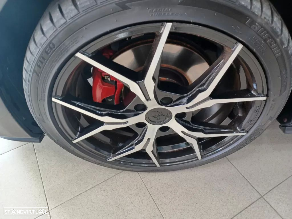 VW Golf 2.0 TSi GTi - 33