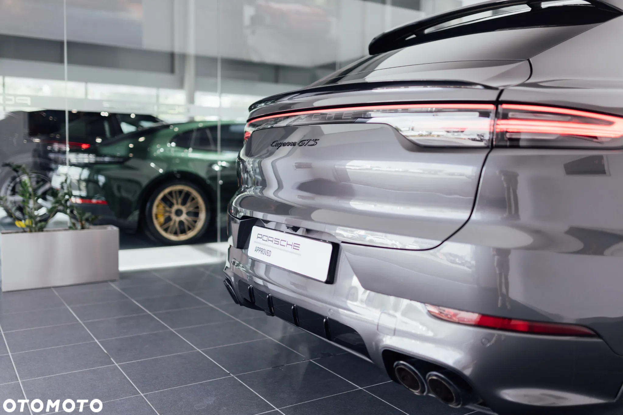 Porsche Cayenne Coupe GTS - 14