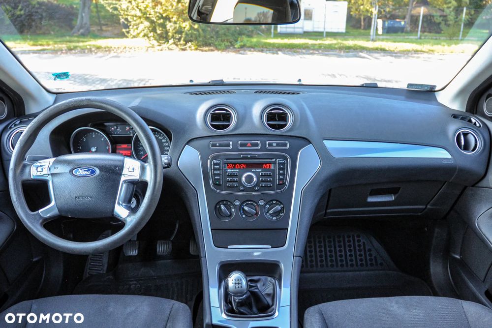 Ford Mondeo - 9