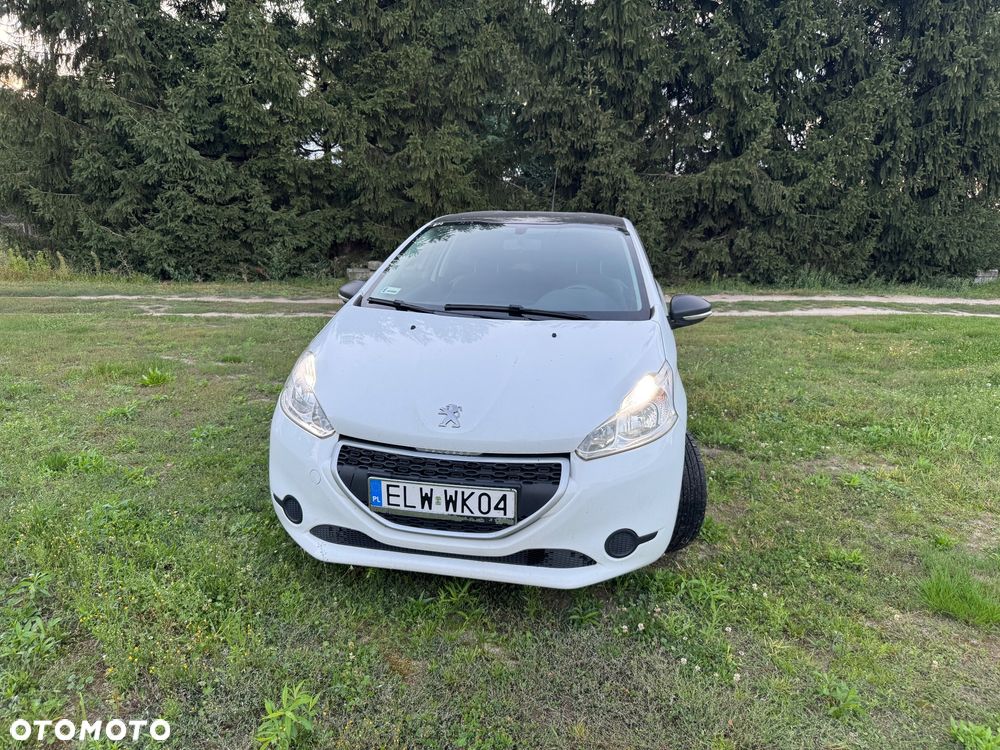 Peugeot 208 - 2