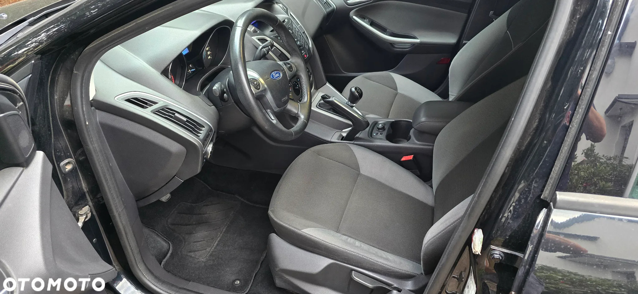 Ford Focus 1.6 Edition - 11