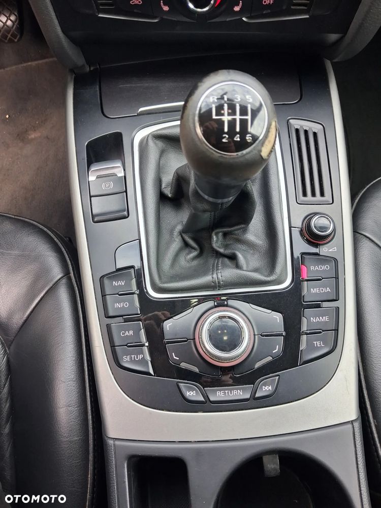 Audi A4 Avant - 13