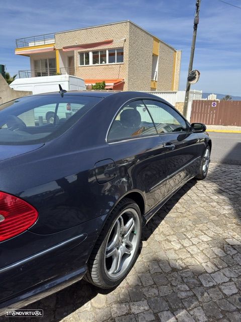 Mercedes-Benz CLK 220 CDi Avantgarde - 3