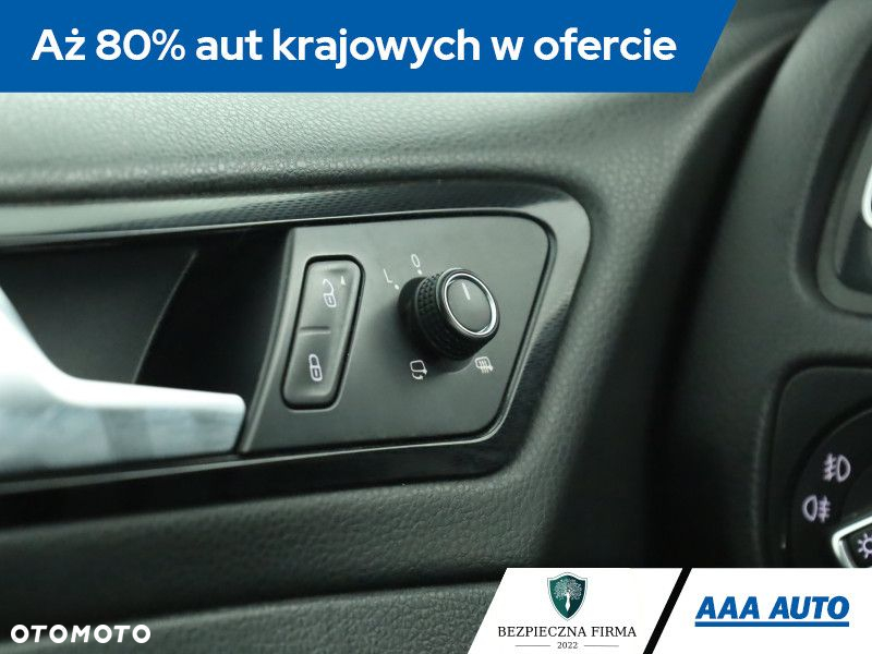 Volkswagen Golf - 21